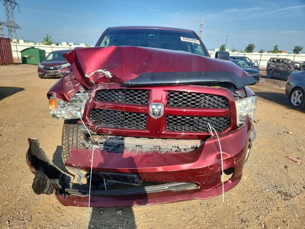 2018 RAM 1500 ST