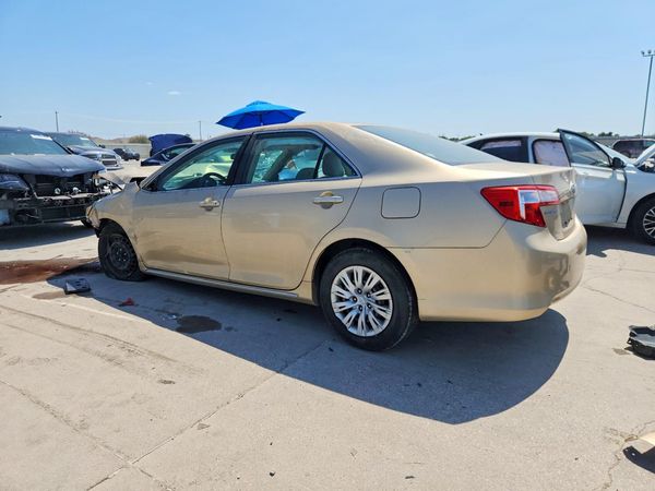 2012 TOYOTA CAMRY