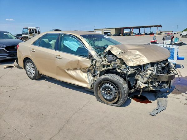 2012 TOYOTA CAMRY