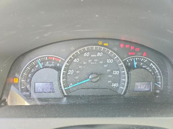 2012 TOYOTA CAMRY