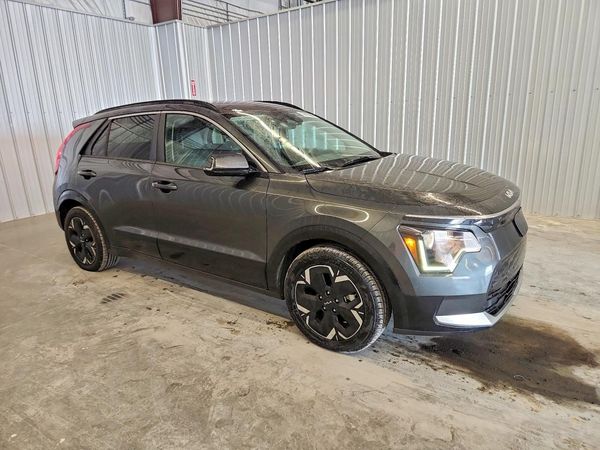2023 KIA NIRO Wind