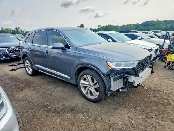 2021 AUDI Q7