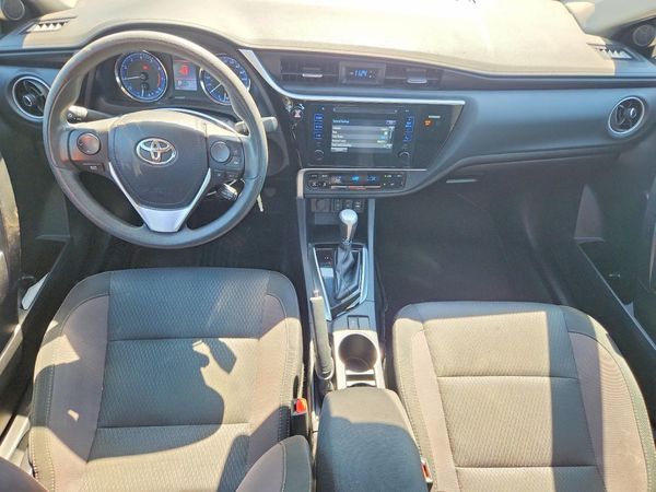 2017 TOYOTA COROLLA