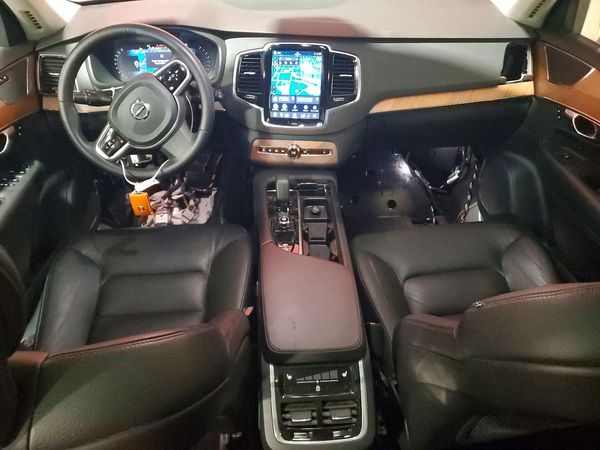 2023 VOLVO XC90 Plus Bright