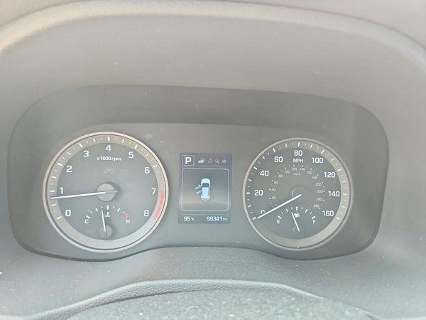 2018 HYUNDAI TUCSON