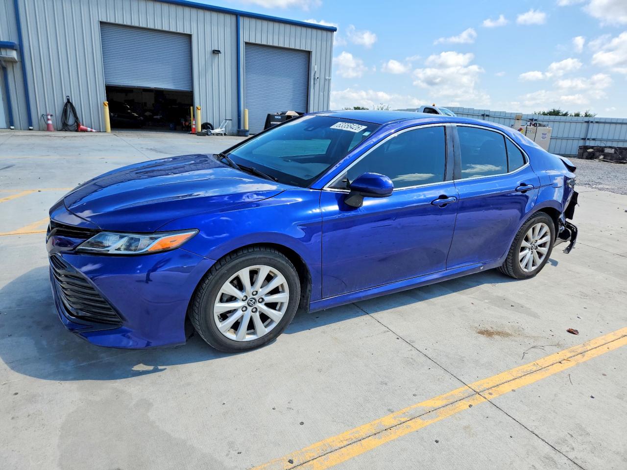 2018 TOYOTA CAMRY