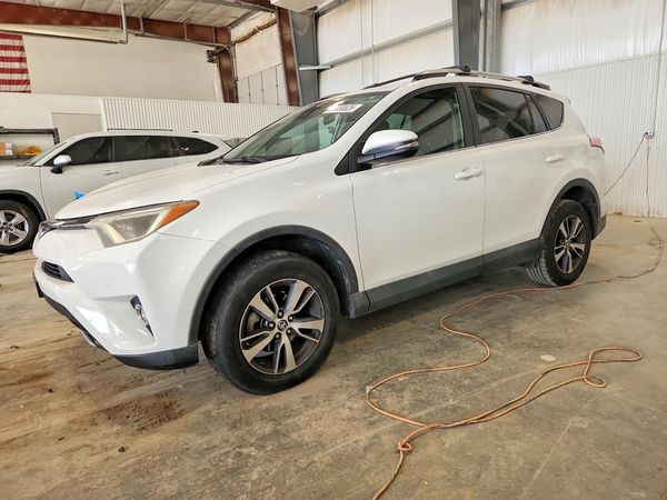 2018 TOYOTA RAV4 Adventure/XLE