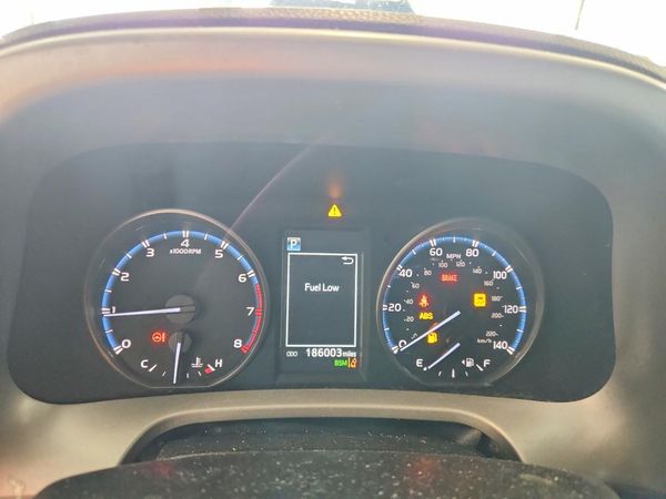 2018 TOYOTA RAV4 Adventure/XLE