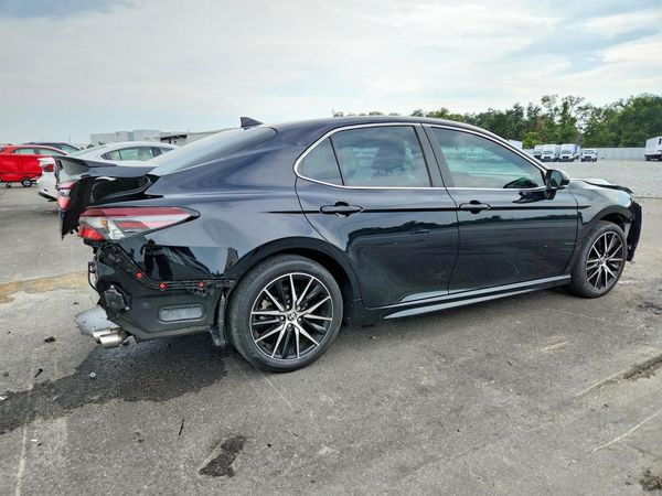 2024 TOYOTA CAMRY