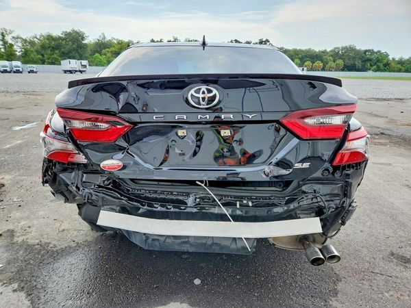 2024 TOYOTA CAMRY