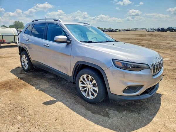 2019 JEEP CHEROKEE LATITUDE FWD