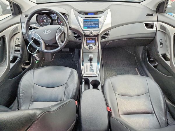 2013 HYUNDAI ELANTRA