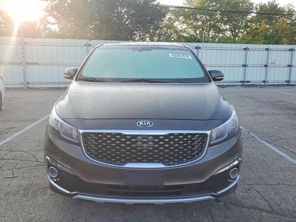 2015 KIA SEDONA