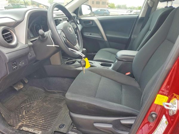 2018 TOYOTA RAV4 LE