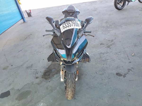 2024 BMW S 1000
