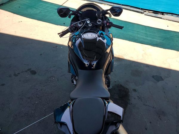 2024 BMW S 1000