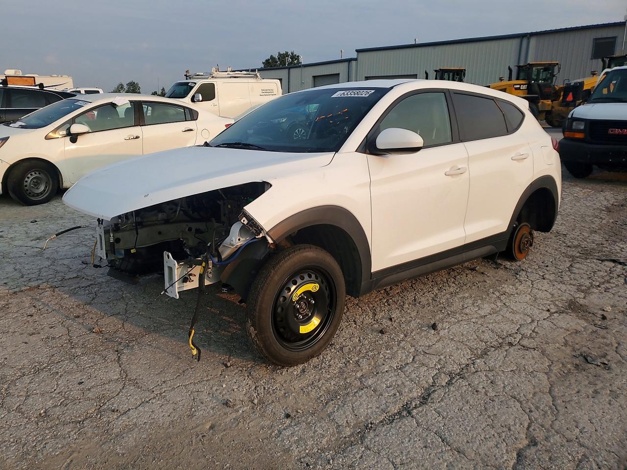 2019 HYUNDAI TUCSON SE — Front 3/4