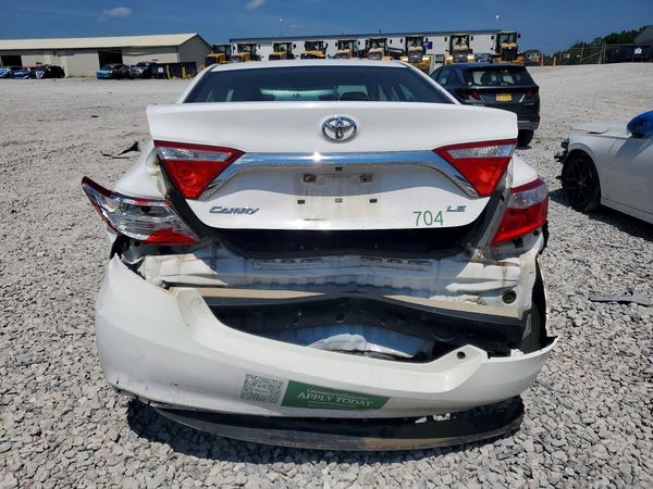 2016 TOYOTA CAMRY