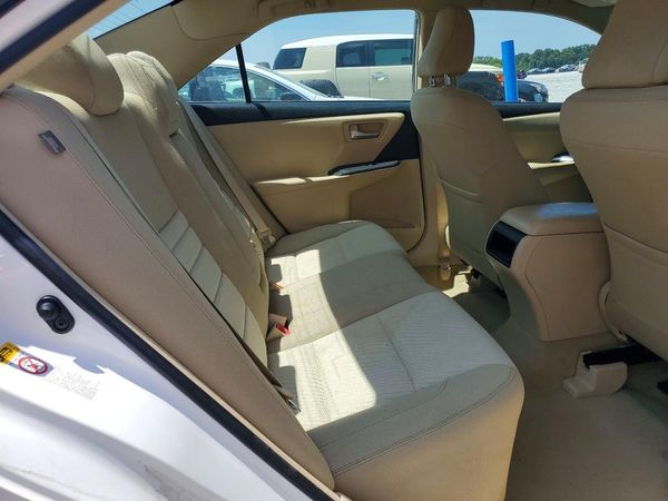 2016 TOYOTA CAMRY