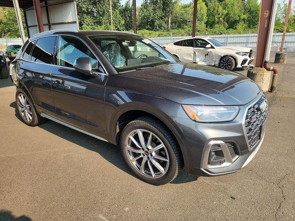 2022 AUDI SQ5 quattro Premium
