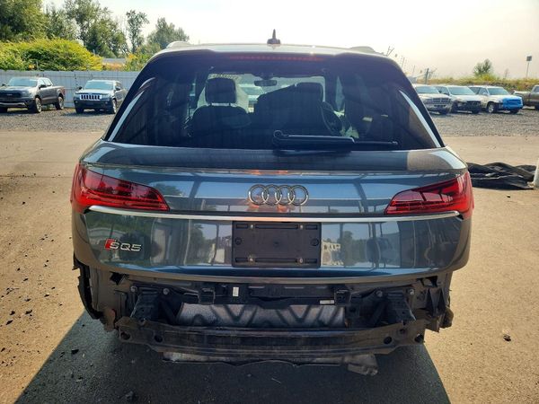 2022 AUDI SQ5 quattro Premium