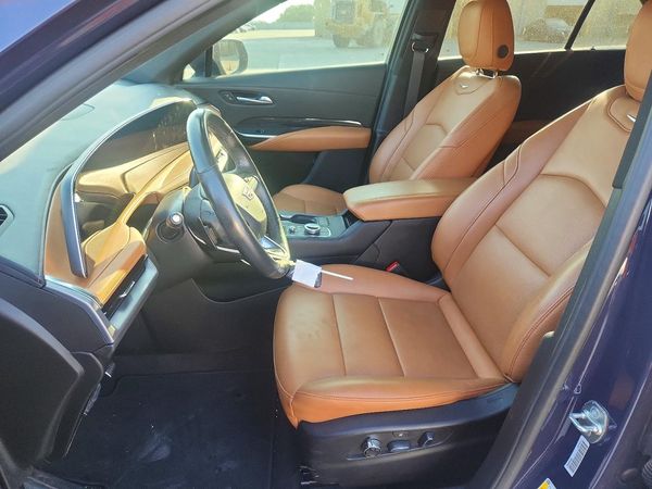 2024 CADILLAC XT4 Sport