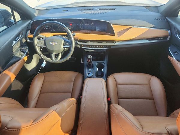 2024 CADILLAC XT4 Sport