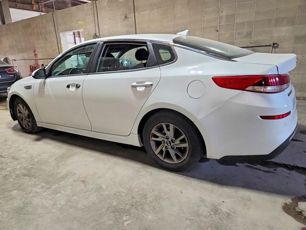 2019 KIA OPTIMA LX, S
