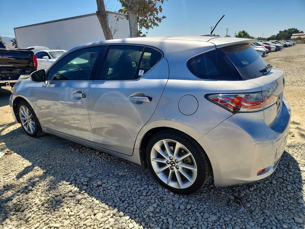 2012 LEXUS CT 200h