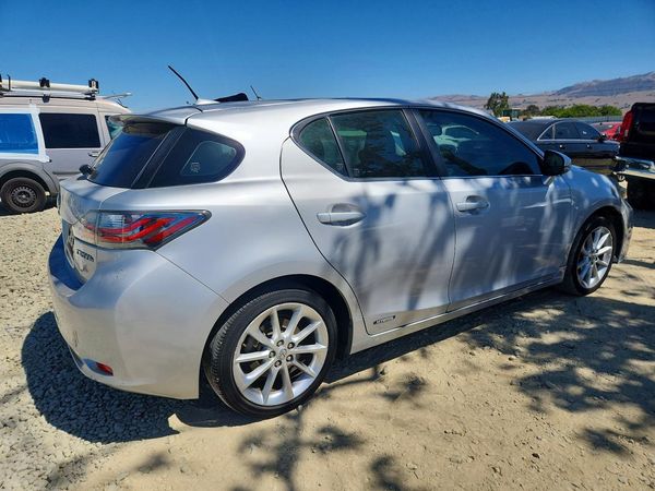 2012 LEXUS CT 200h