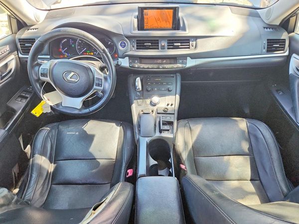 2012 LEXUS CT 200h