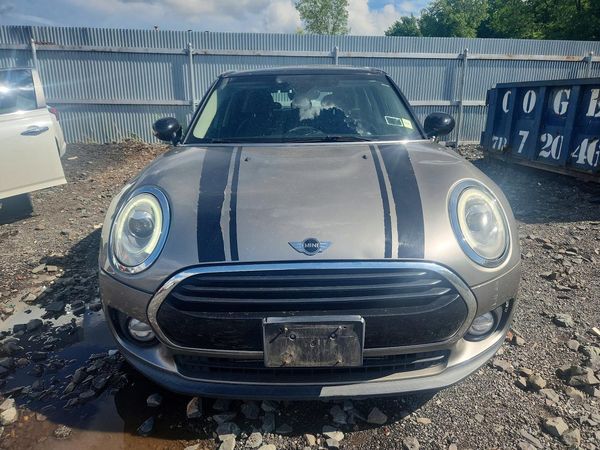 2017 MINI COOPER