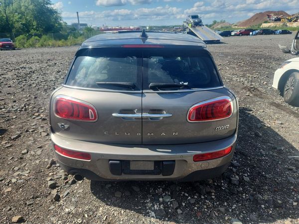2017 MINI COOPER