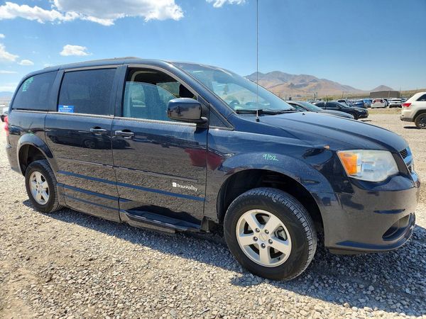 2013 DODGE GRAND CARAVAN SXT