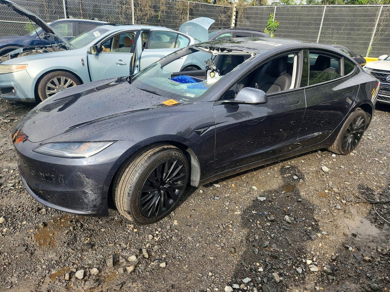 2026 TESLA MODEL 3