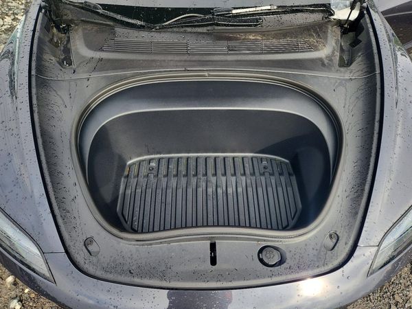 2026 TESLA MODEL 3