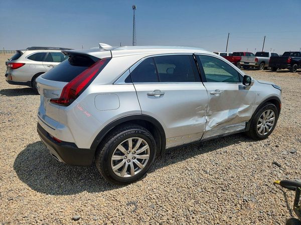 2022 CADILLAC XT4 Premium Luxury