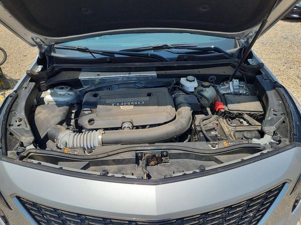 2022 CADILLAC XT4 Premium Luxury