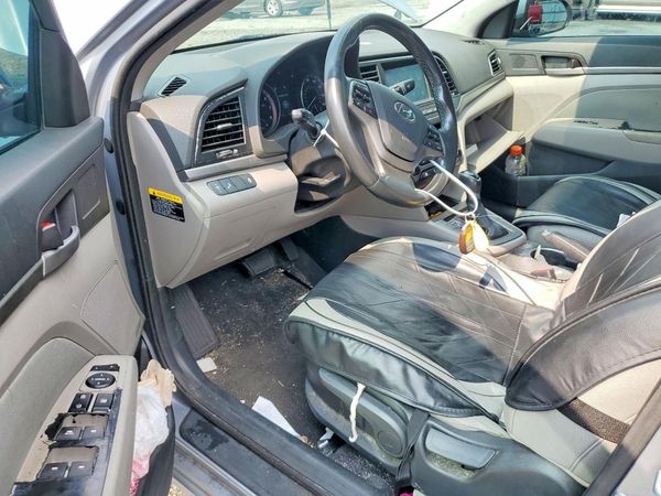 2017 HYUNDAI ELANTRA