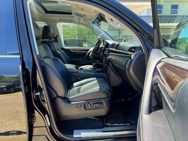 2018 LEXUS LX 570