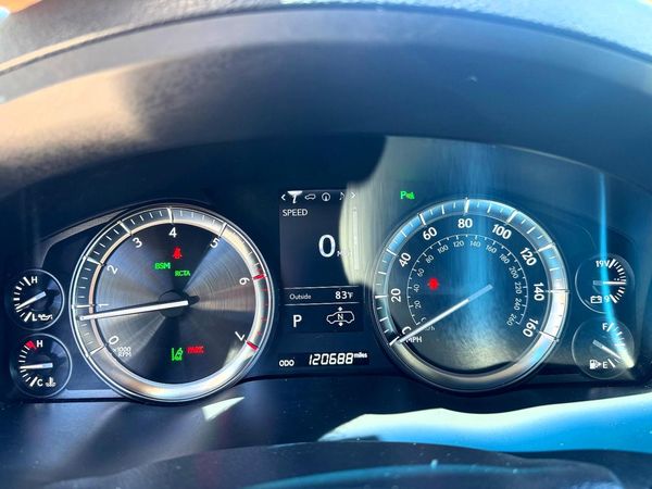 2018 LEXUS LX 570