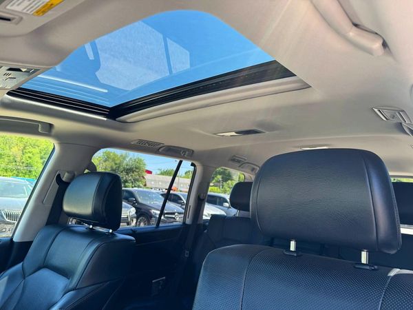 2018 LEXUS LX 570
