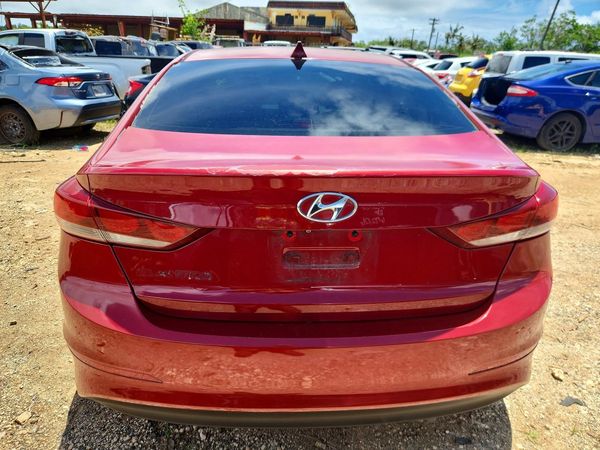 2017 HYUNDAI ELANTRA SE Base — DIRR