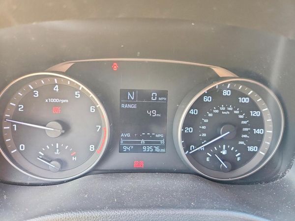 2017 HYUNDAI ELANTRA SE Base — ODOM