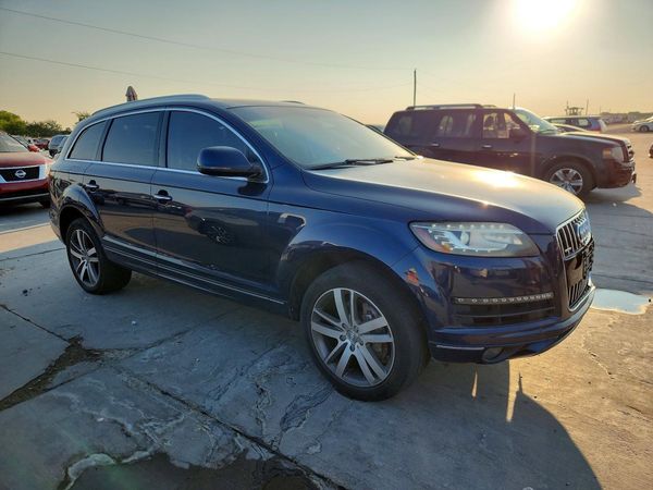 2013 AUDI Q7 Premium Plus