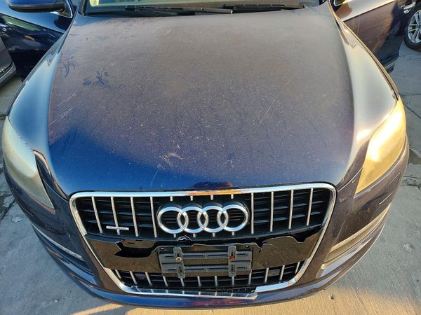 2013 AUDI Q7 Premium Plus