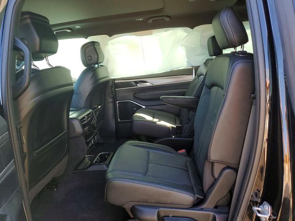2026 JEEP GRAND WAGONEER