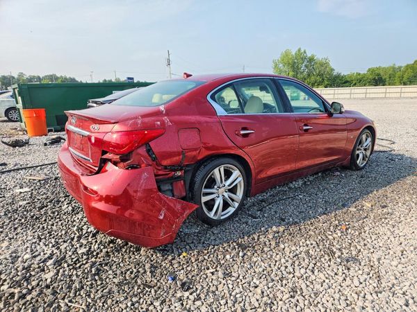 2014 INFINITI Q50