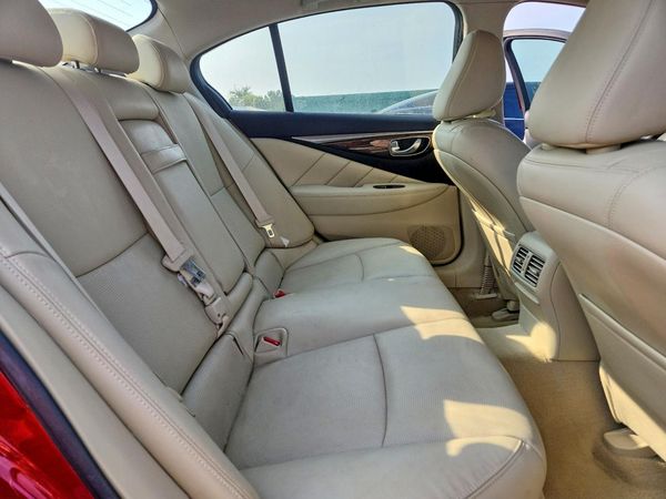 2014 INFINITI Q50