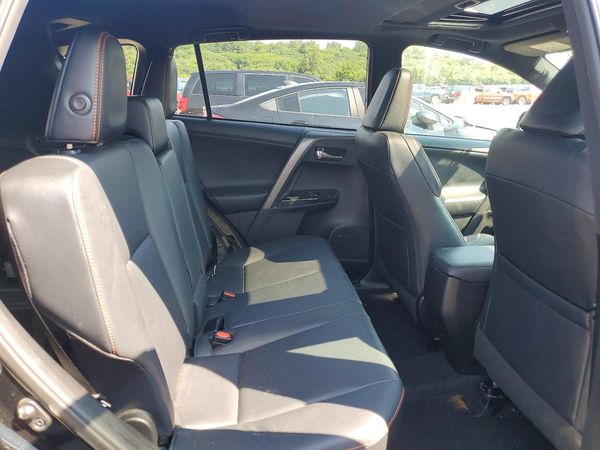 2016 TOYOTA RAV4 SE (S Grade)